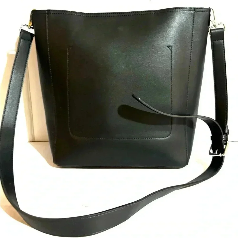 Bromen black leather crossbody handbag